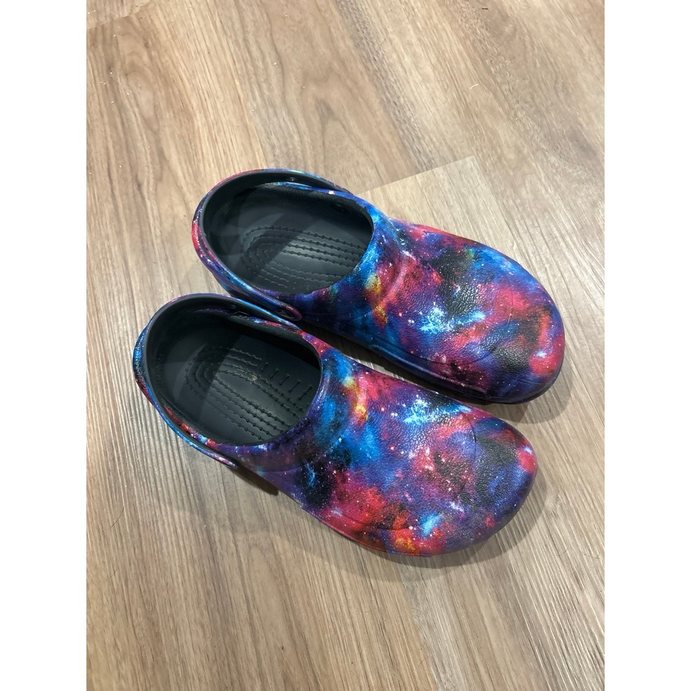 Crocs Midnight Galaxy Mens 11 Clogs Nonslip